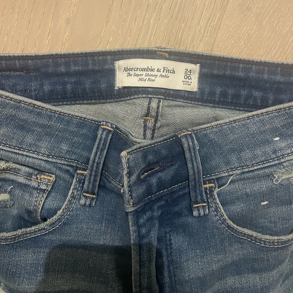 Skinny dark jeans from zara - Picture 2 of 2